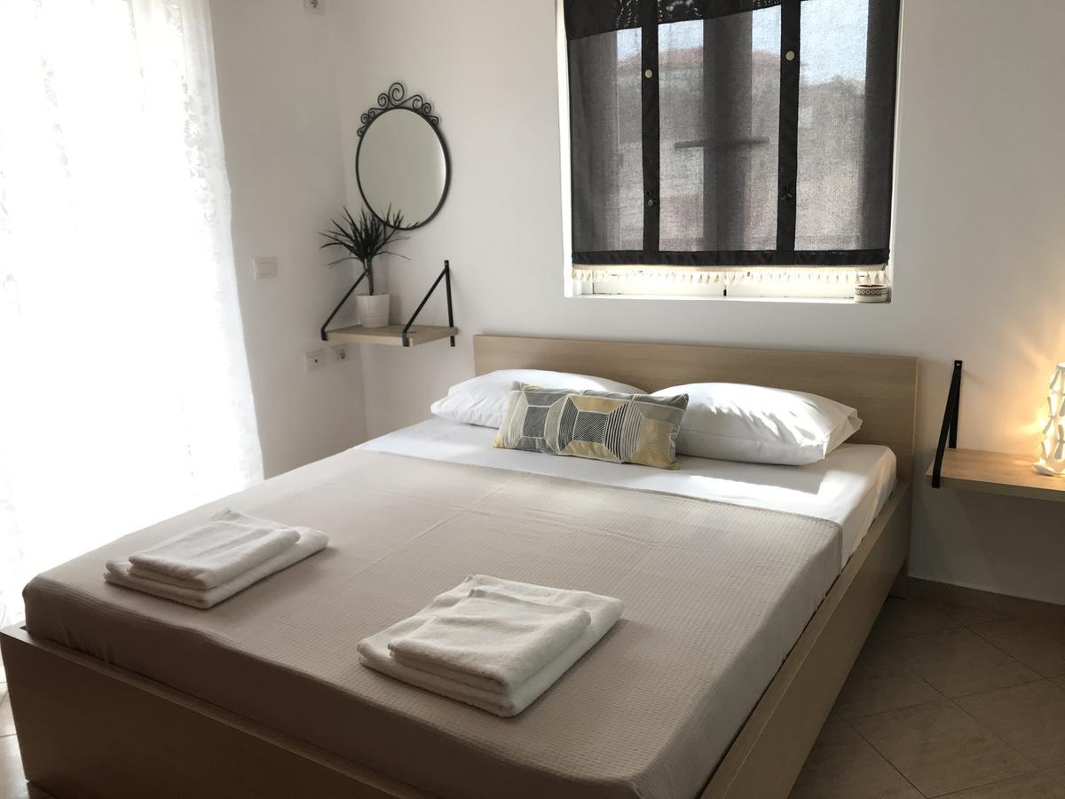 Aloe Vera Apartments Sarande Exterior photo
